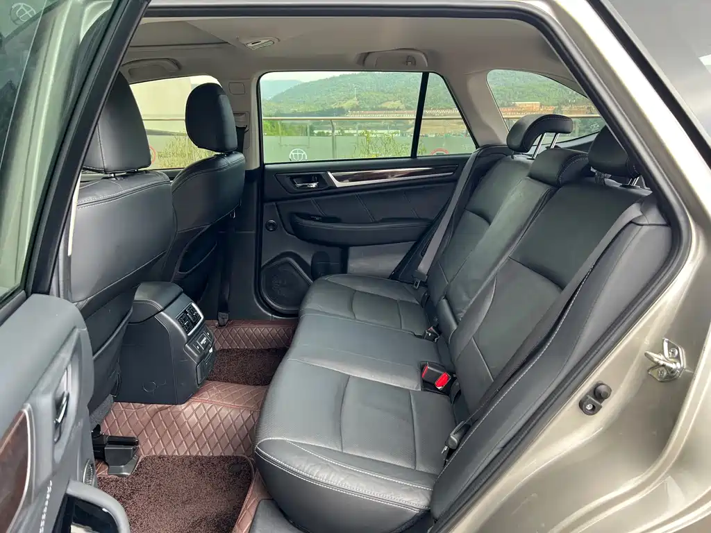 Subaru Outback — миниатюра 6