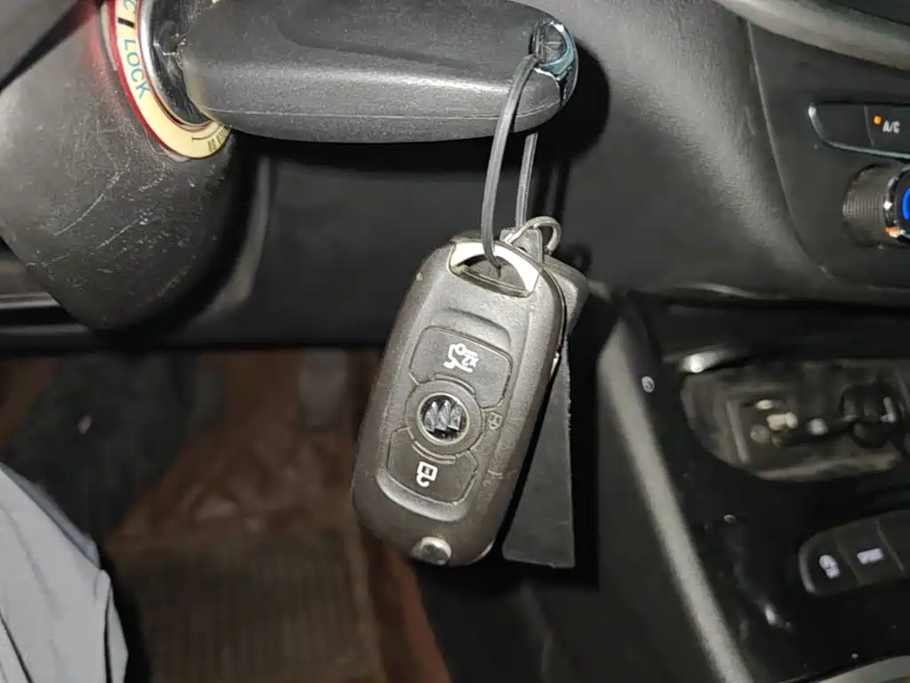 Buick Verano — миниатюра 9