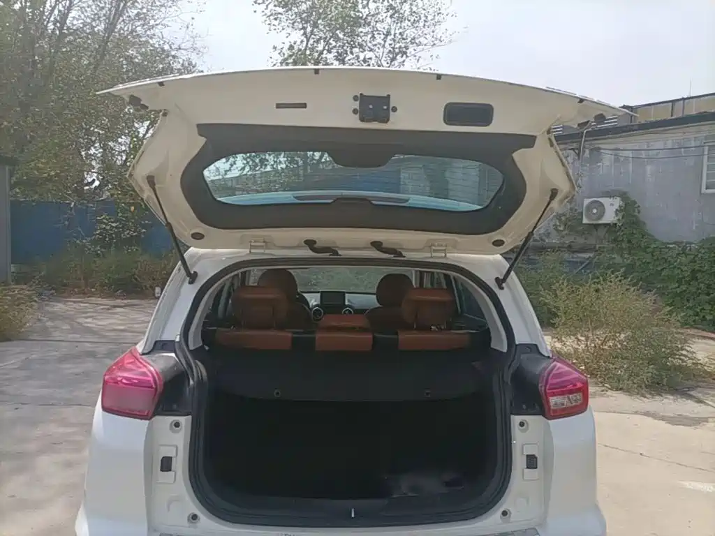 BAIC Senova X35 — миниатюра 19