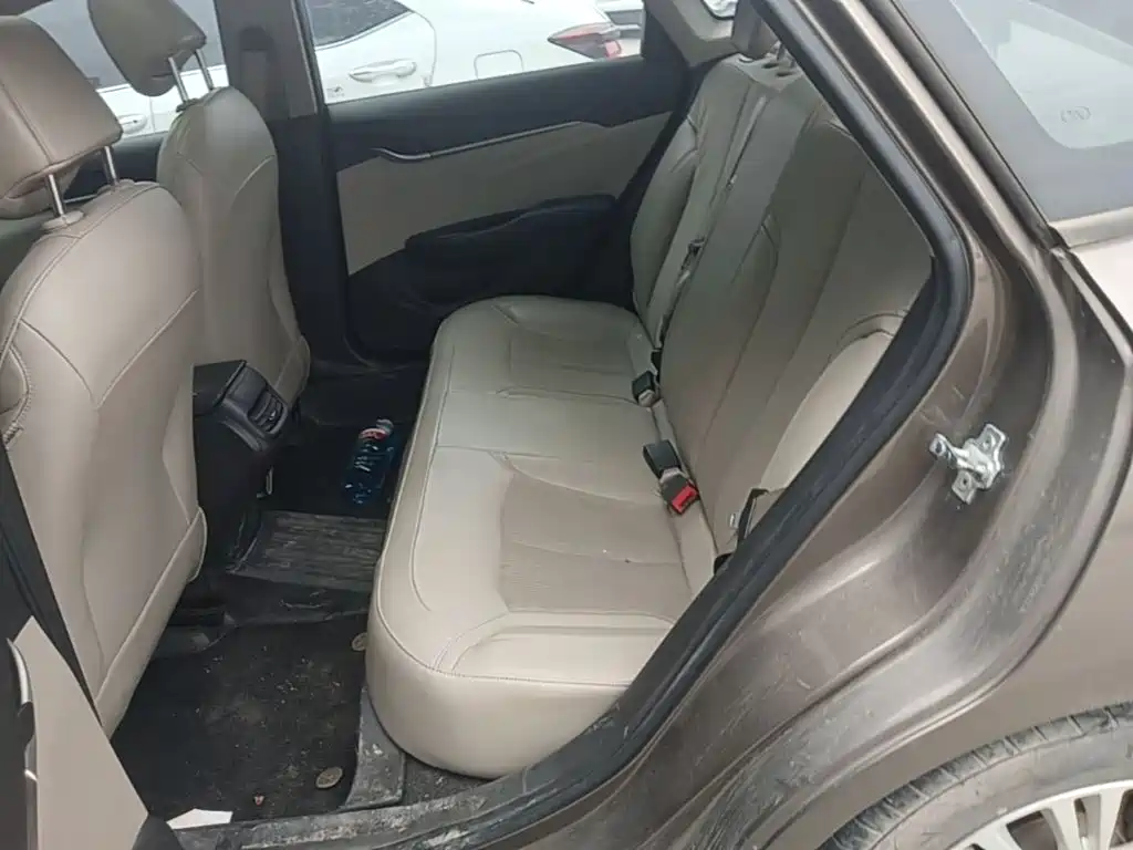 Buick Excelle — миниатюра 17