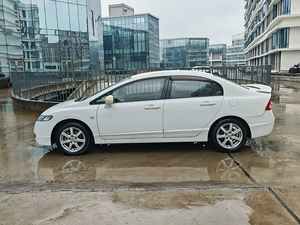 Honda Civic 2009 1.8L AT