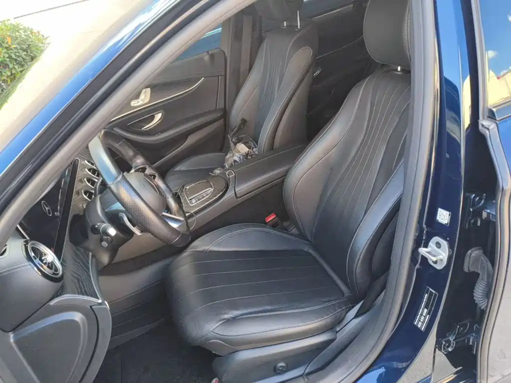 Mercedes-Benz E-Class (Import) — миниатюра 12
