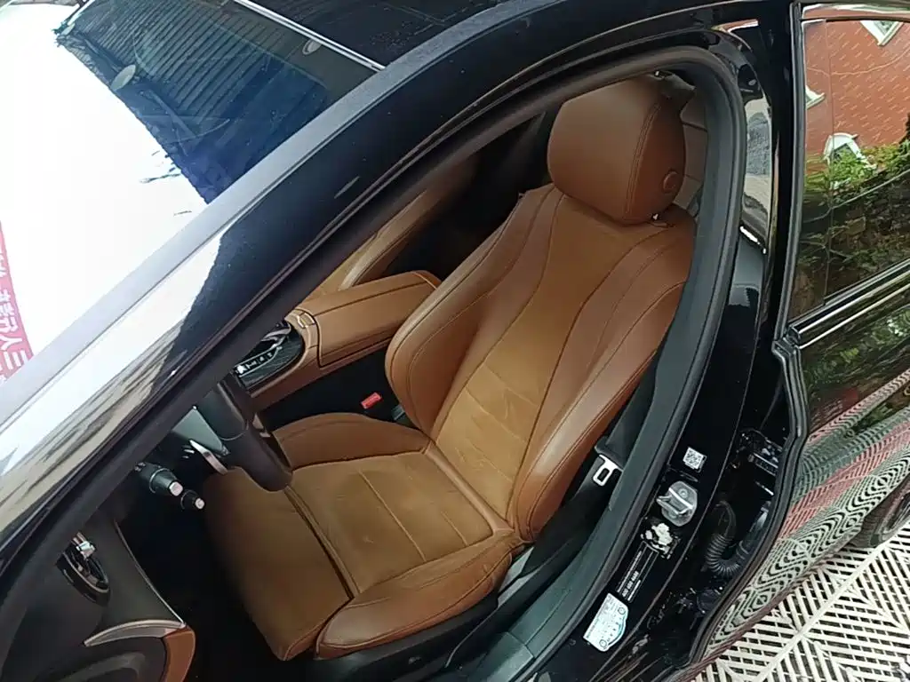 Mercedes-Benz E-Class — миниатюра 15