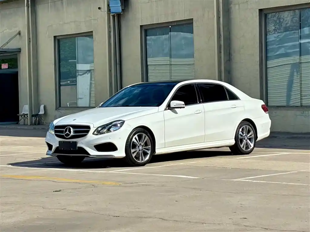 Mercedes-Benz E-Class 2015
