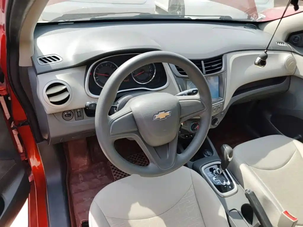 Chevrolet Sail — миниатюра 10