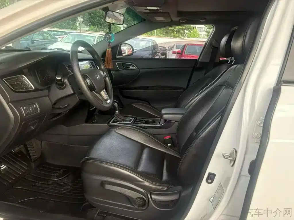Hyundai Mistra — миниатюра 4