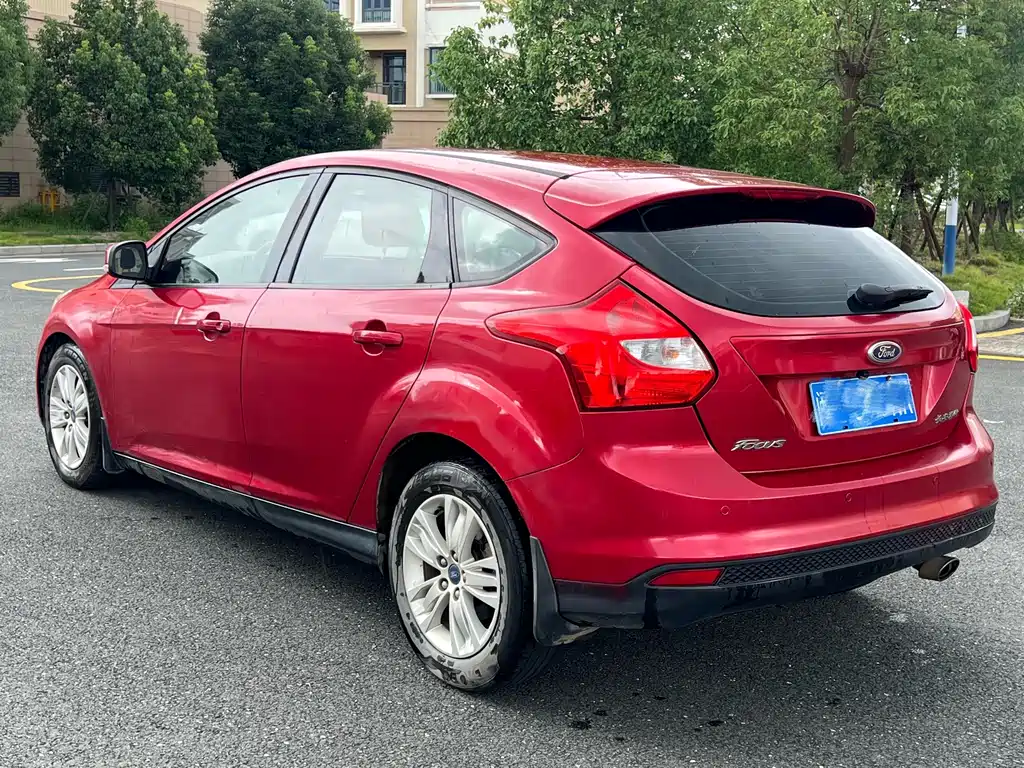 Ford Focus — миниатюра 4