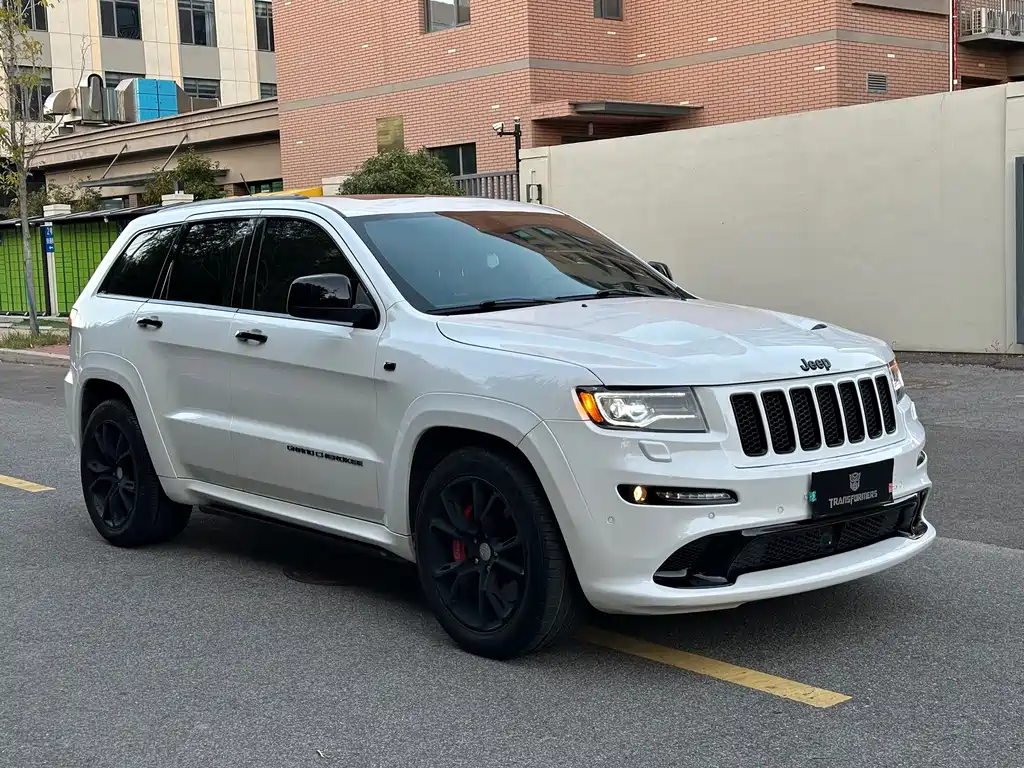 Jeep Grand Cherokee SRT 6.4L SRT8, фото 3