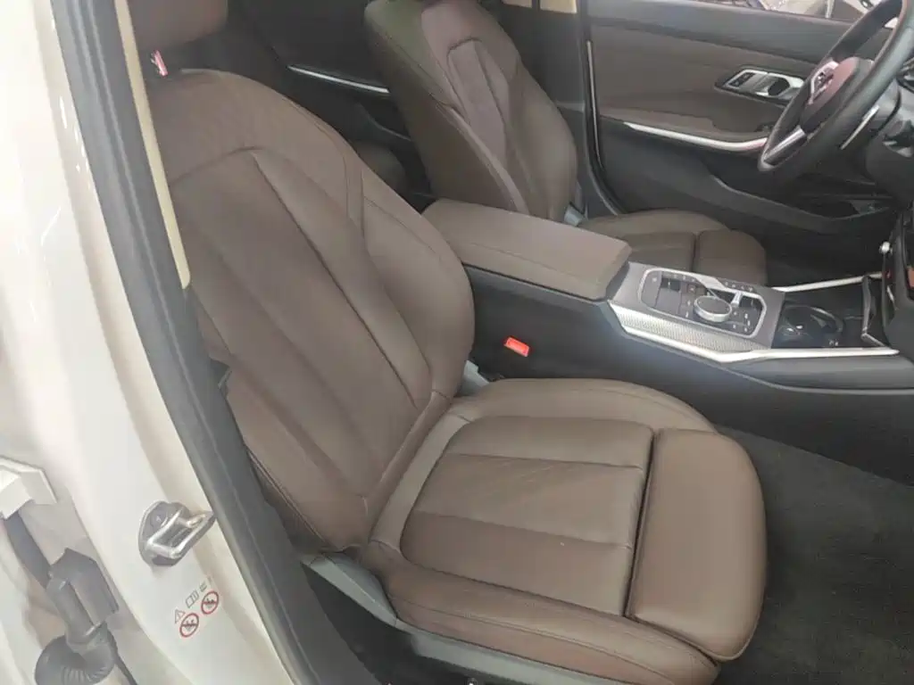 BMW 3 Series — миниатюра 25