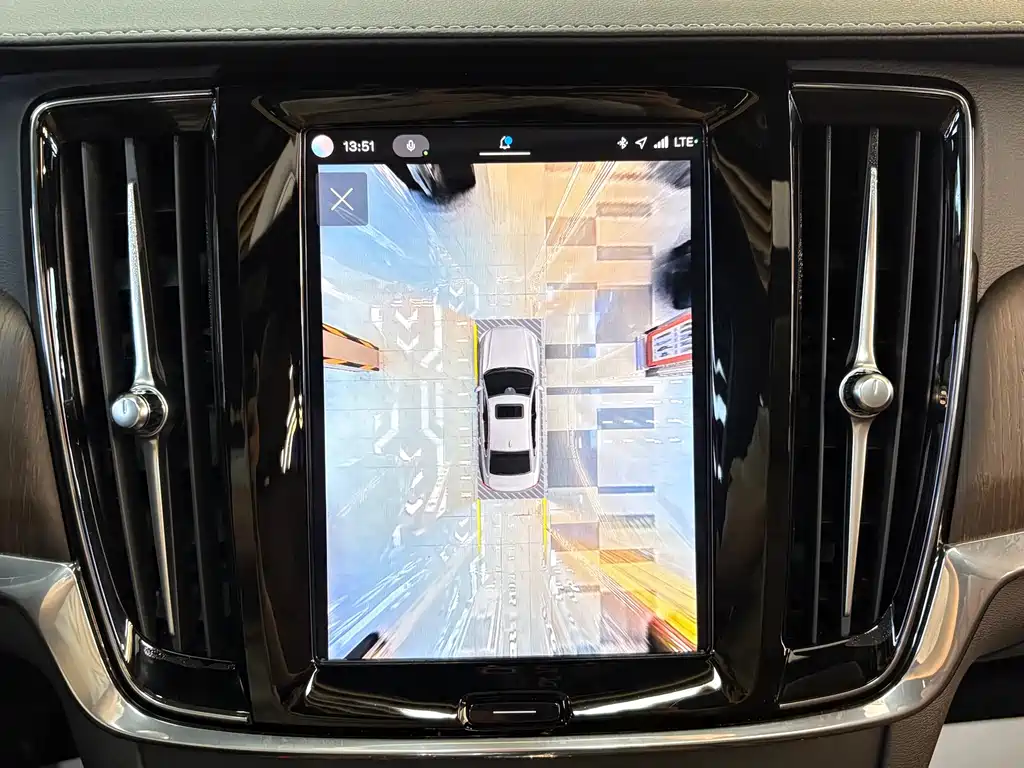 Volvo S90 — миниатюра 19