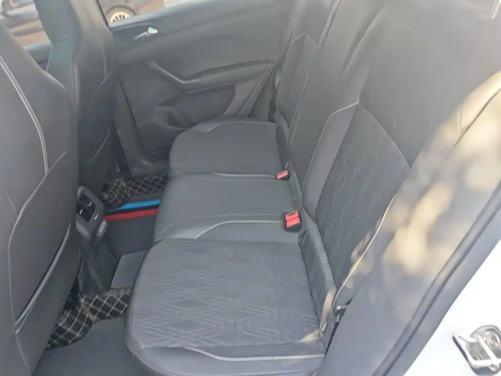 Volkswagen T-Cross — миниатюра 17