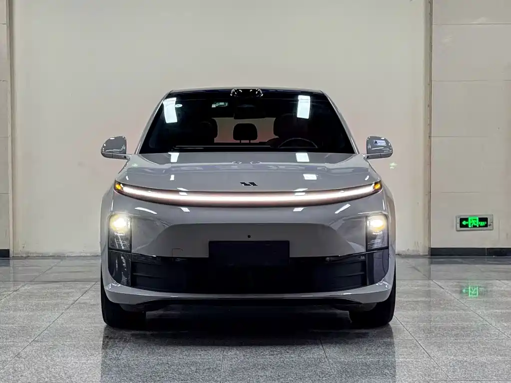 Li Auto Li L6 — миниатюра 2