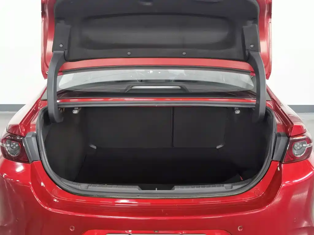 Mazda 3 Axela — миниатюра 16