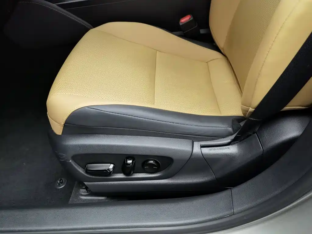 Lexus ES — миниатюра 20