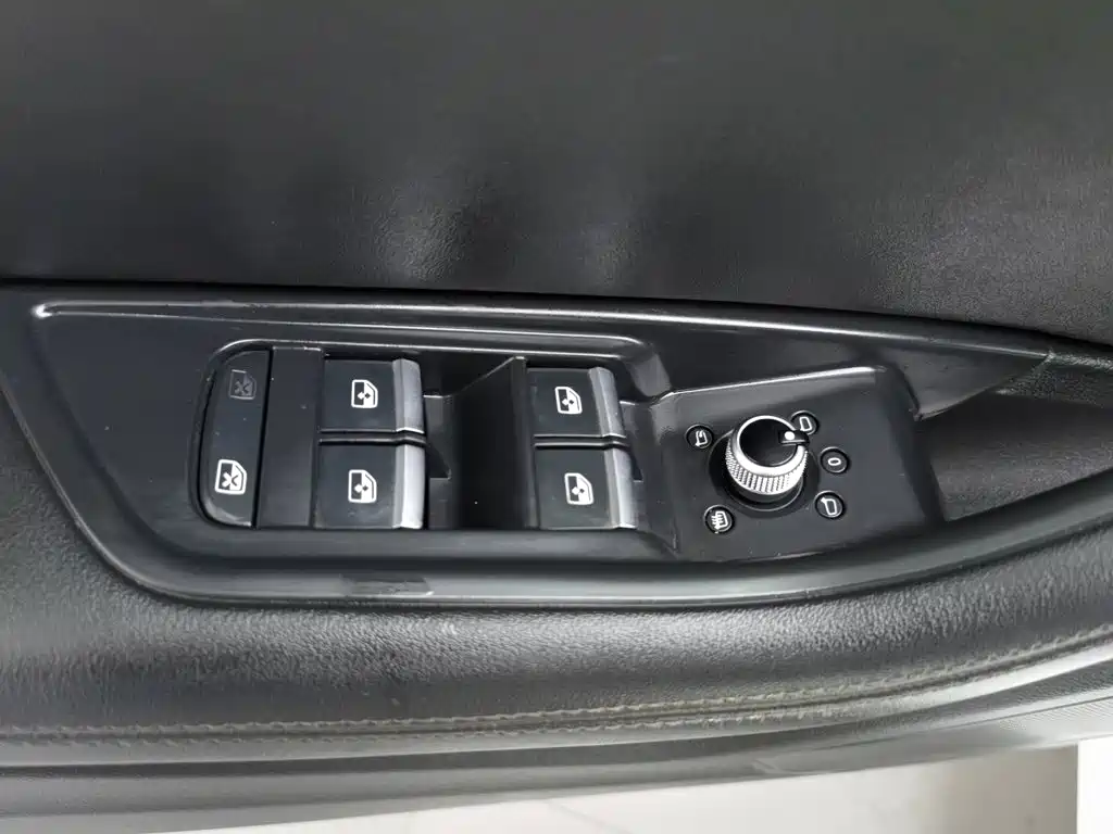 Audi A4L — миниатюра 9