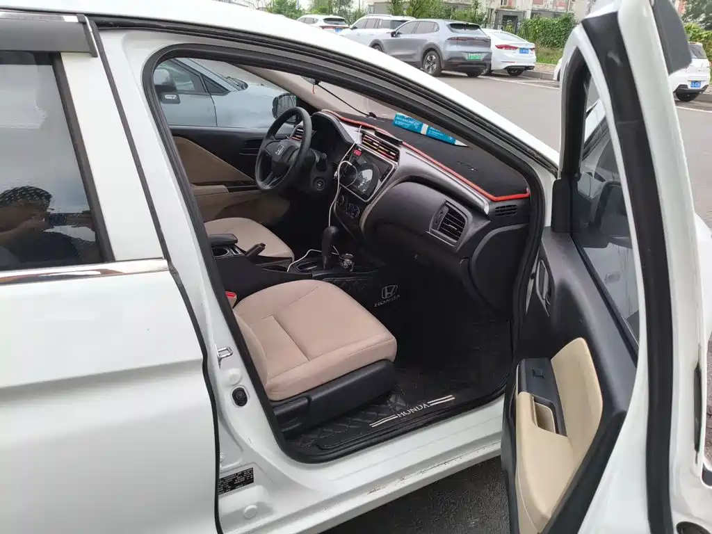 Honda City — миниатюра 19
