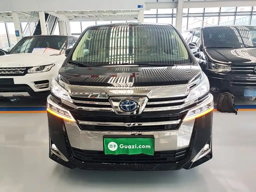 Toyota Vellfire — миниатюра 3