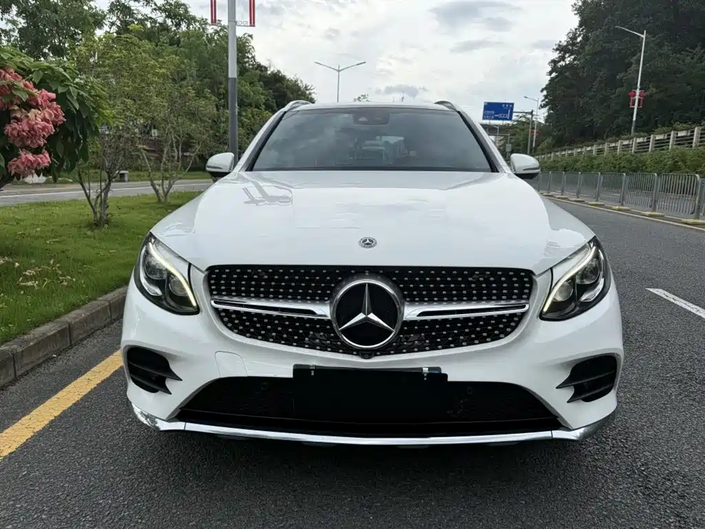 Mercedes-Benz GLC 2017 GLC 300 4MATIC