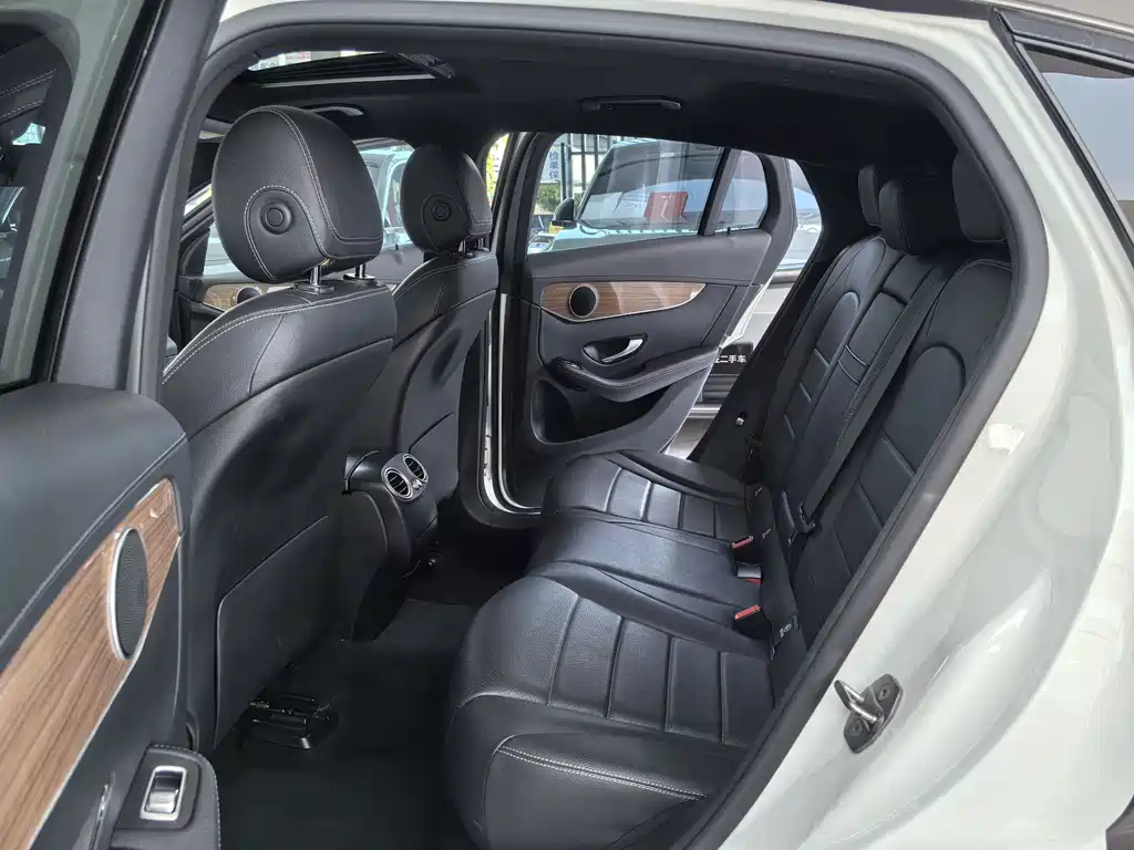 Mercedes-Benz GLC Coupe — миниатюра 10