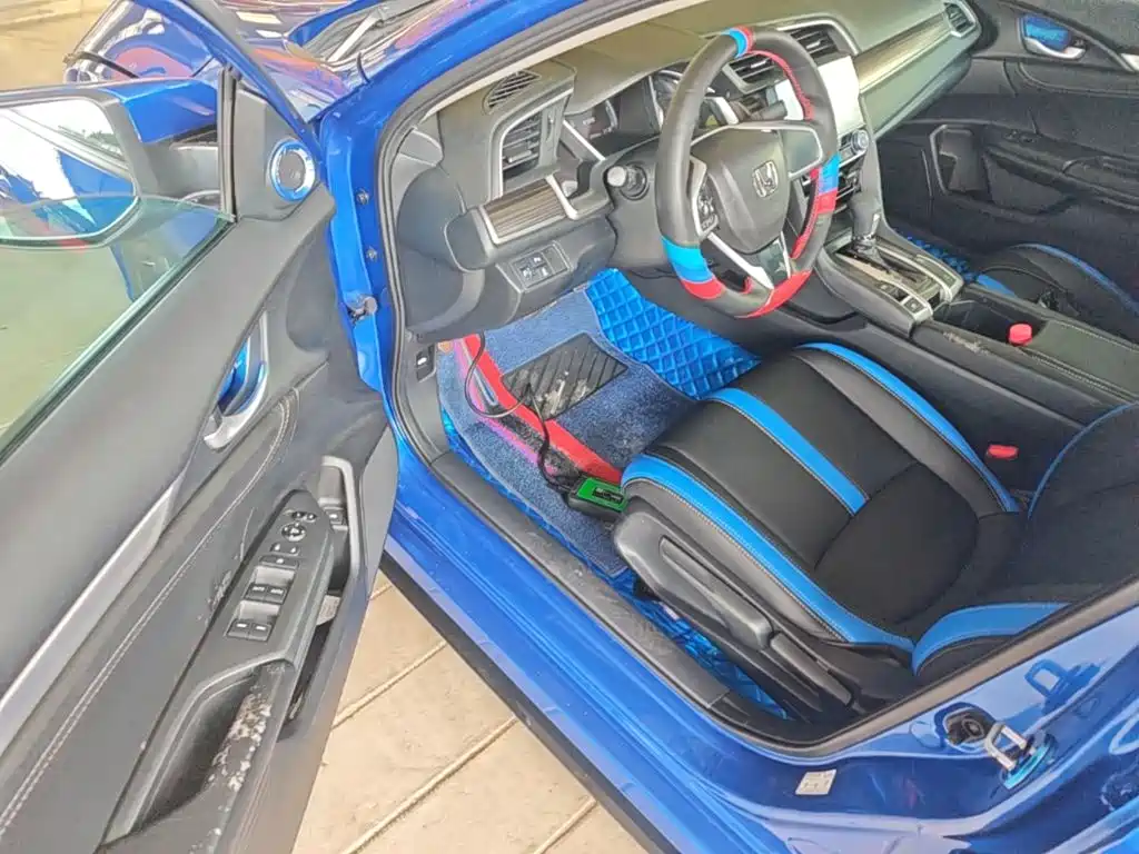 Honda Civic — миниатюра 16