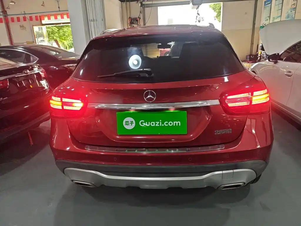 Mercedes-Benz GLA — миниатюра 6