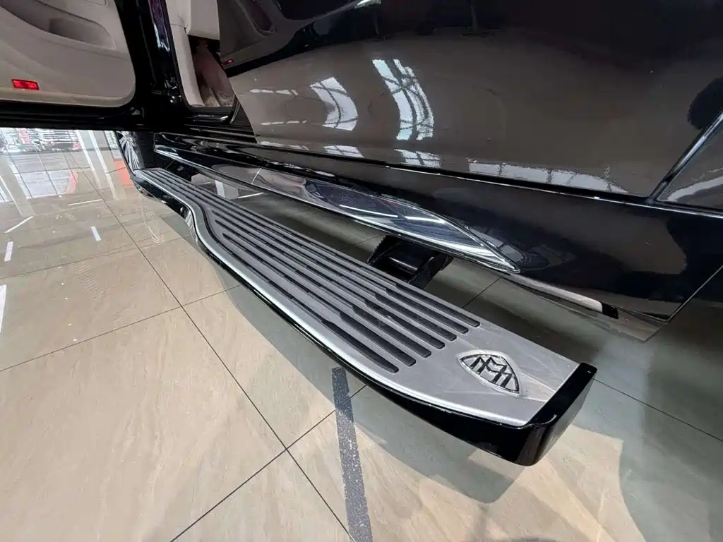 Mercedes-Benz GLS — миниатюра 20