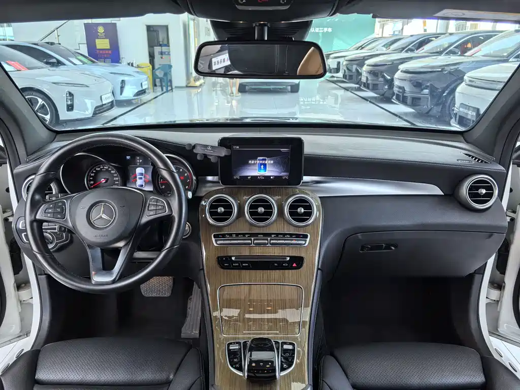 Mercedes-Benz GLC Coupe — миниатюра 7