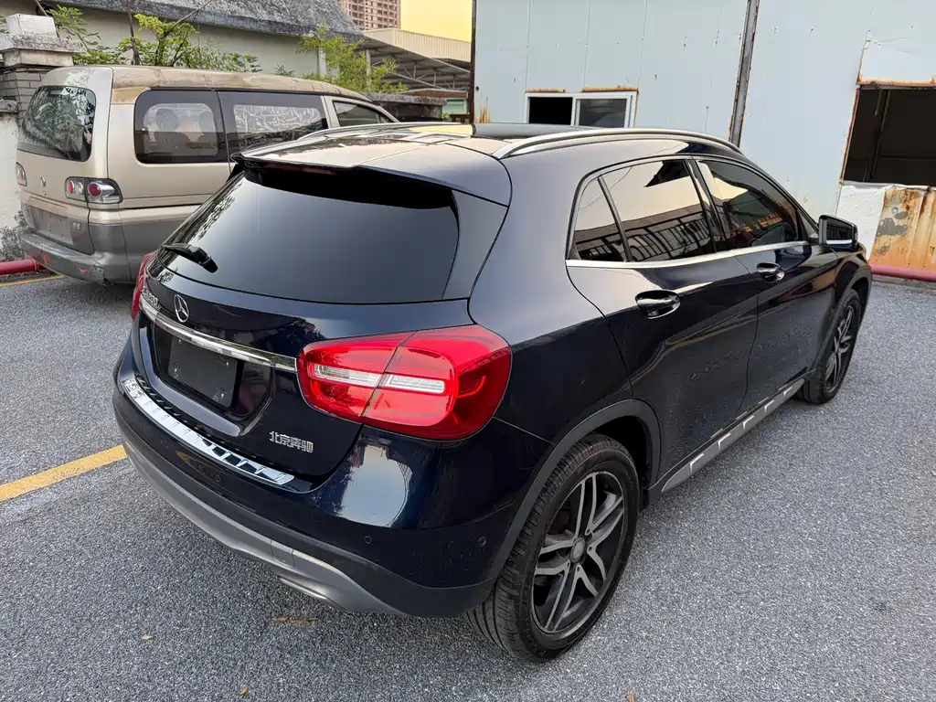 Mercedes-Benz GLA — миниатюра 5