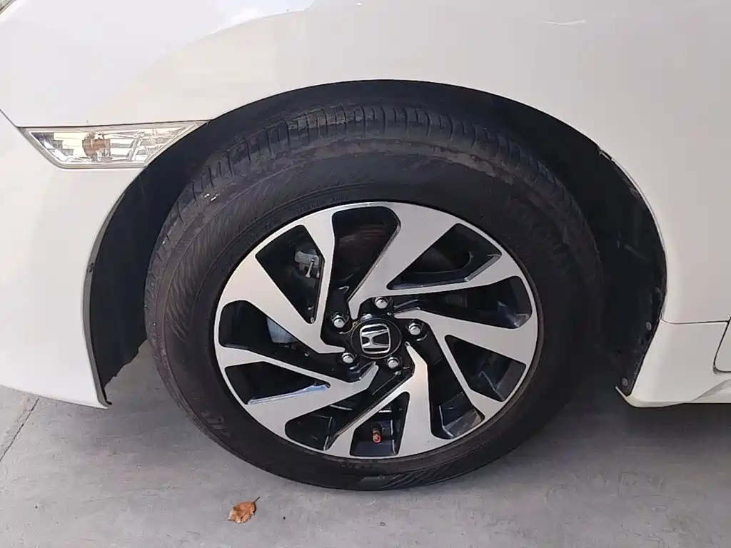 Honda Civic — миниатюра 23