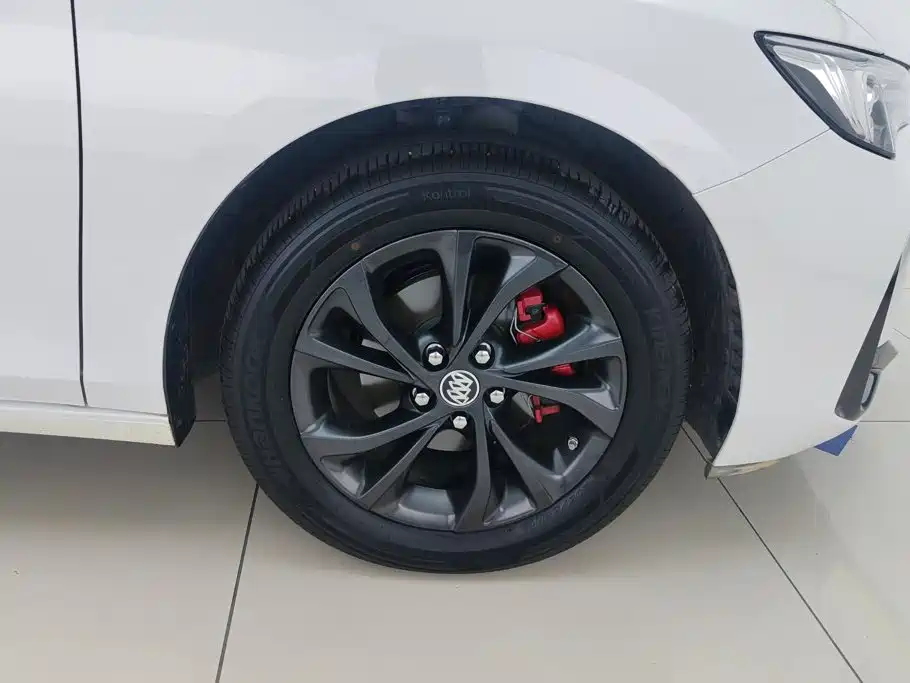 Buick Verano — миниатюра 6