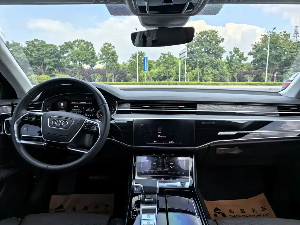 Audi A8 — миниатюра 14