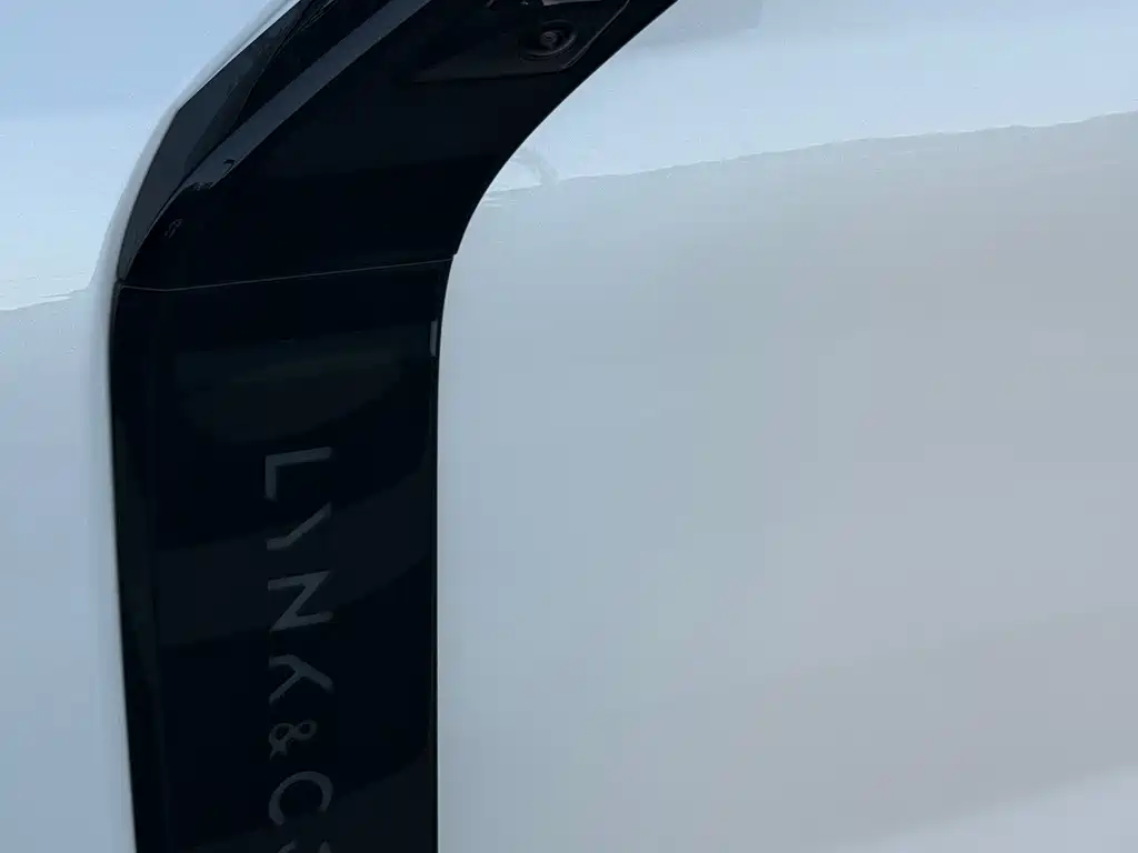 Lynk & Co 08 EM-P — миниатюра 15