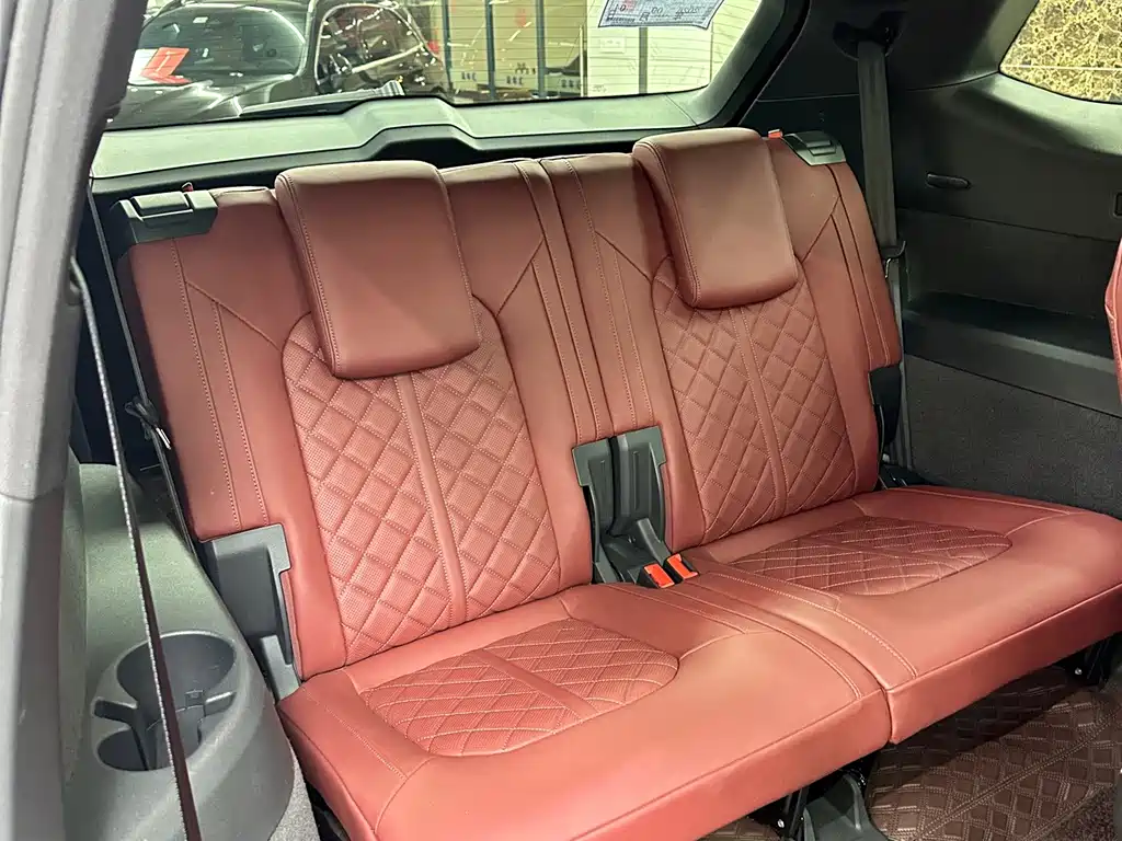 Audi Q6 — миниатюра 12