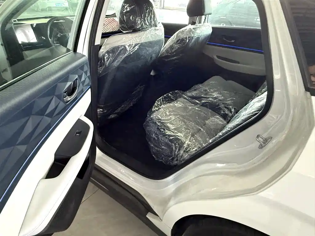 Lingxi L 2025 +