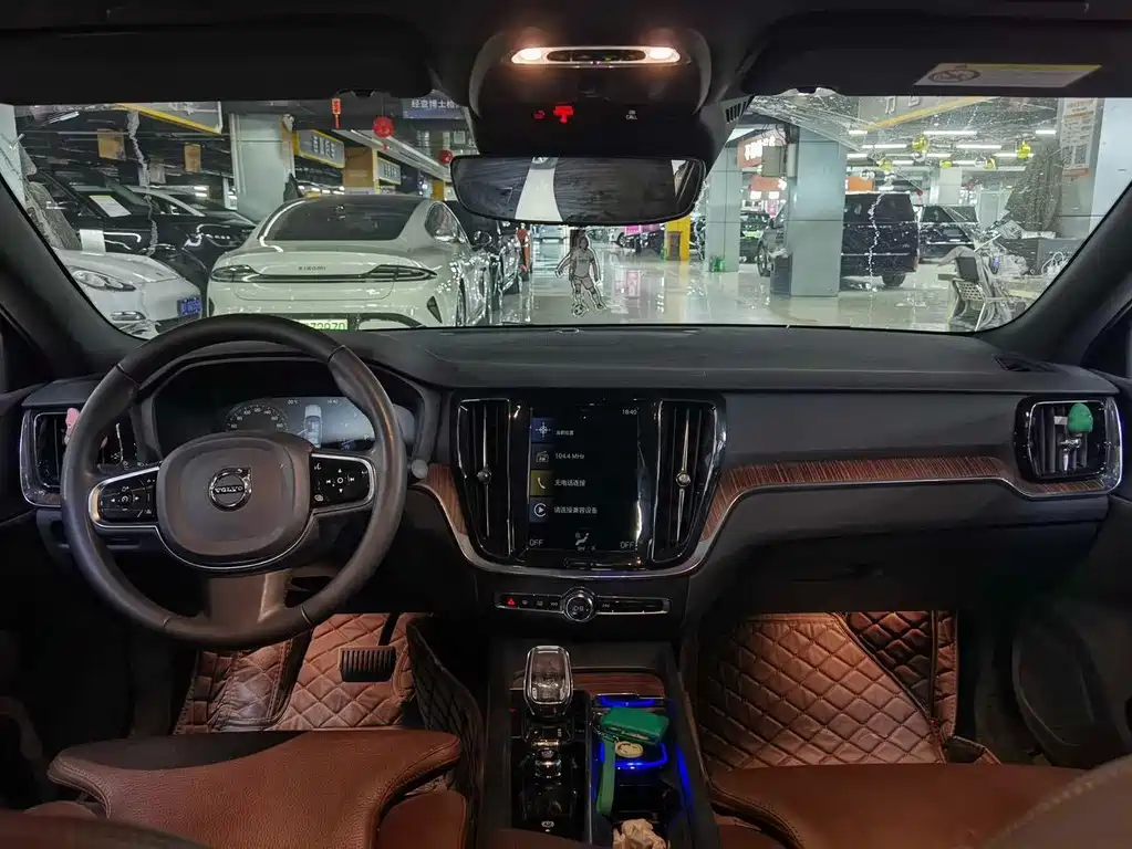 Volvo S60 — миниатюра 5