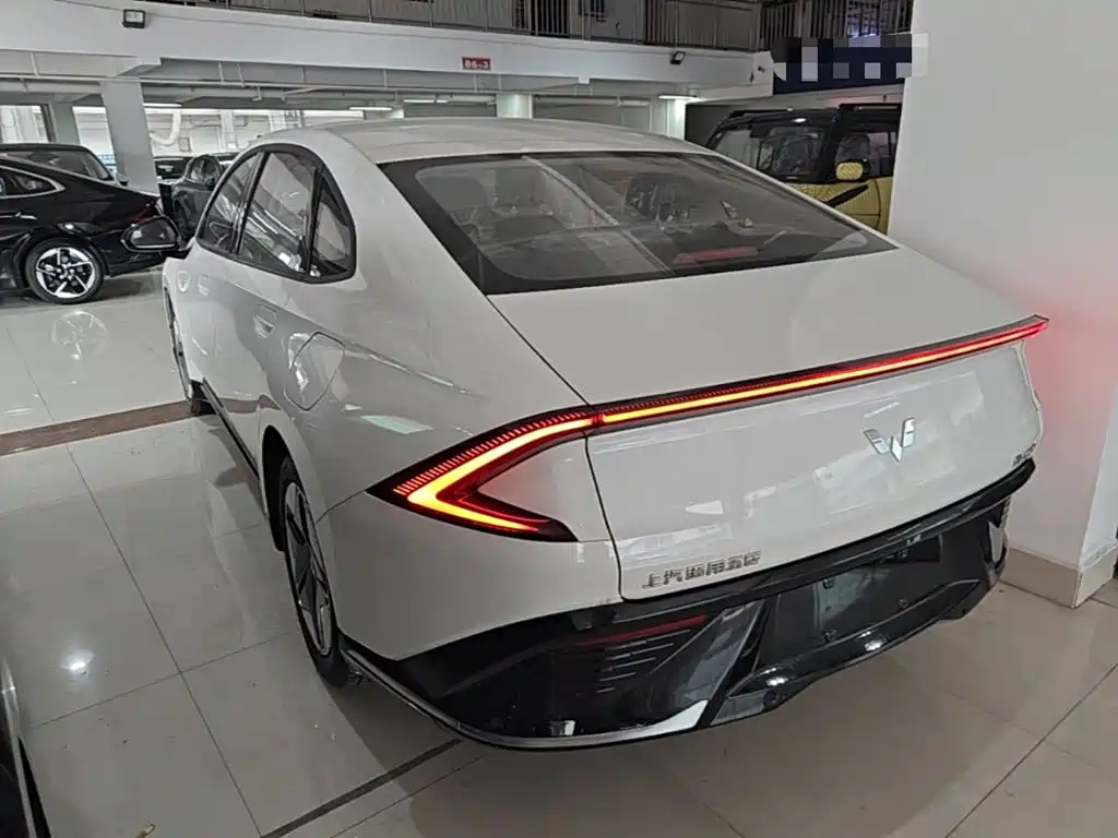 Wuling 五菱E5 — миниатюра 5