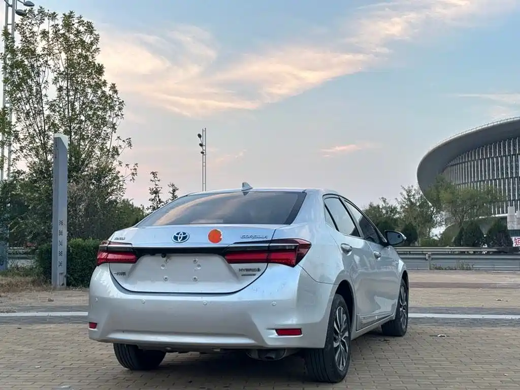 Toyota Corolla — миниатюра 4