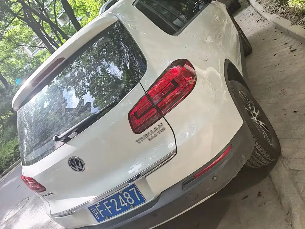 Volkswagen Tiguan — миниатюра 5