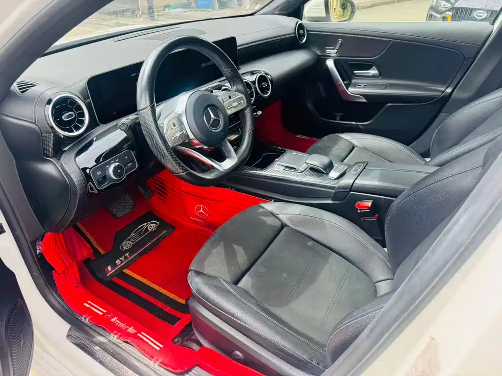 Mercedes-Benz A-Class — миниатюра 4