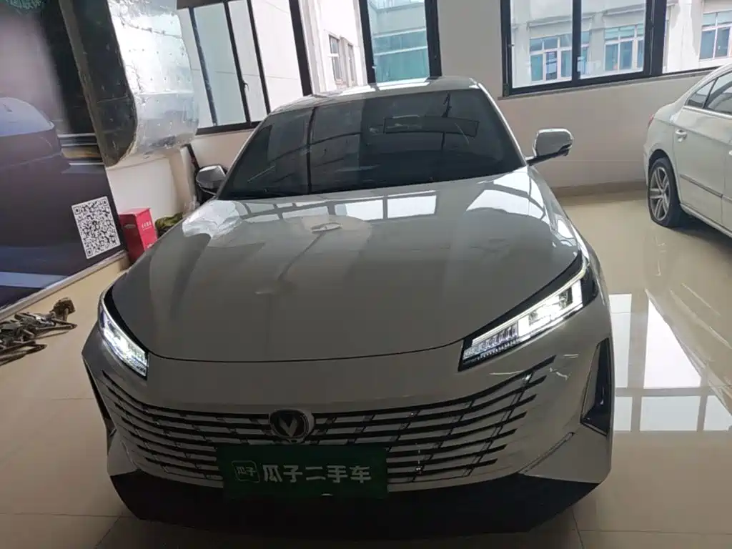 Changan Eado — миниатюра 3