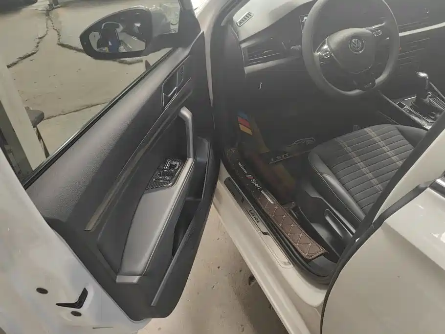 Volkswagen Lavida — миниатюра 7
