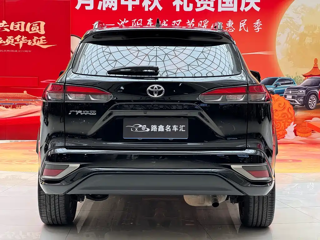 Toyota Frontlander — миниатюра 10