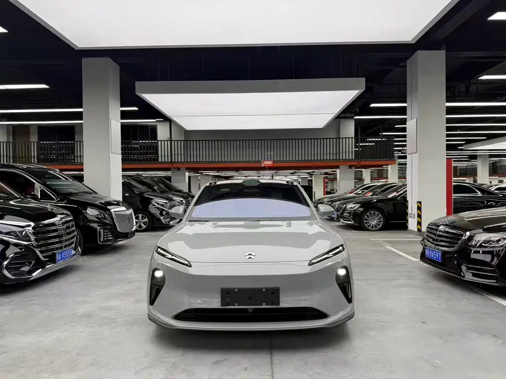 NIO ET5T — миниатюра 2