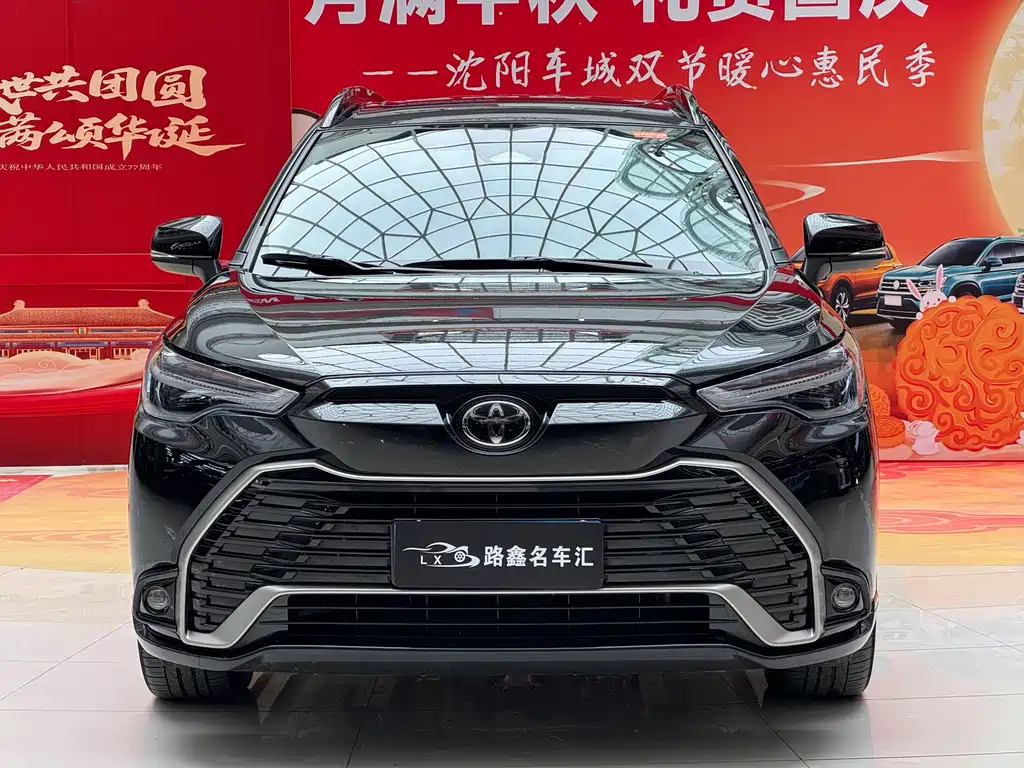 Toyota Frontlander — миниатюра 2