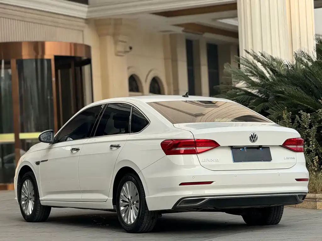 Volkswagen Lavida — миниатюра 11