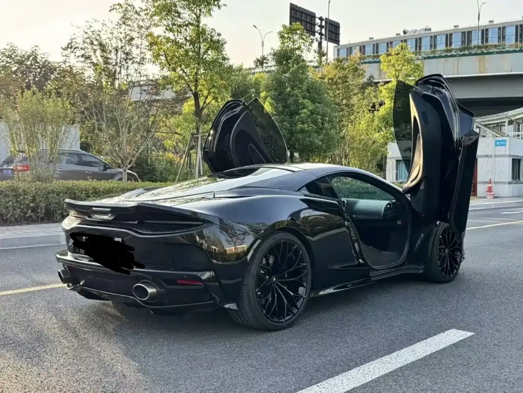McLaren GT 2023 4.0T