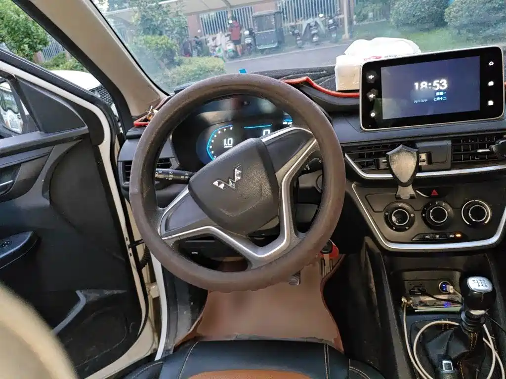 Wuling Hongguang S3 — миниатюра 6