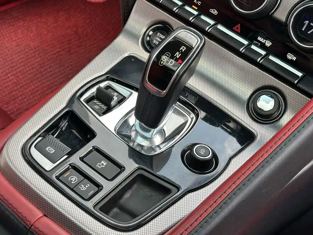 Jaguar F-TYPE — миниатюра 16