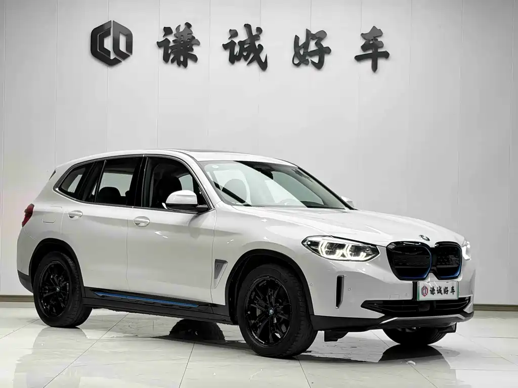 BMW iX3 — миниатюра 3