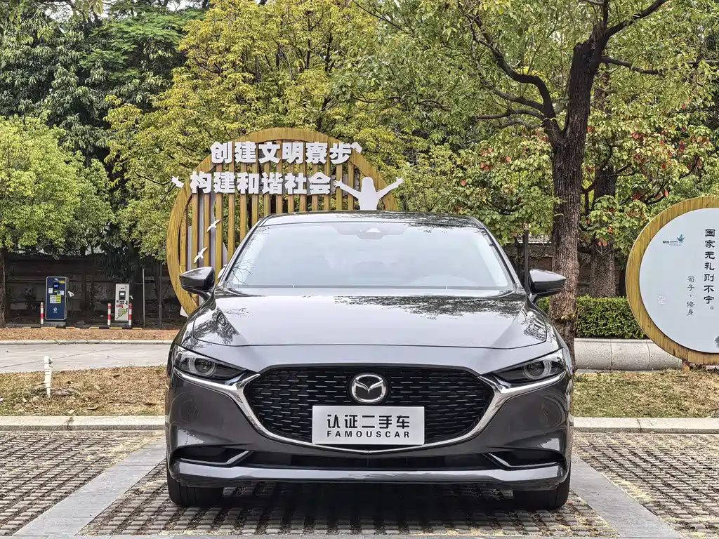 MAZDA 3 ANGKESAILA